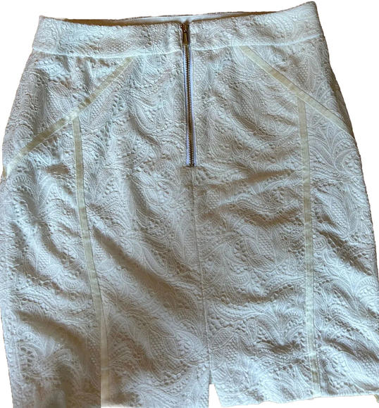 Cache White Lace Straight Skirt Size 8 Gold Zipper - Picture 2 of 2